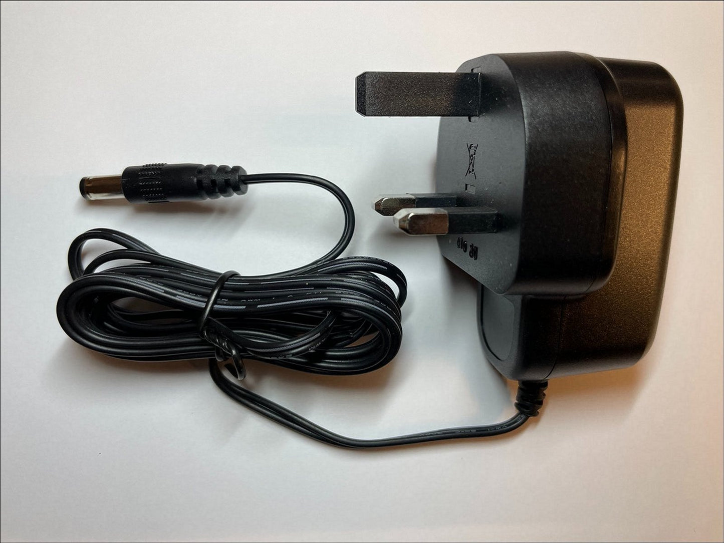 13.5V 500mA Bosch Battery Charger Constant Current 0.5A AC-DC Adaptor UK Plug