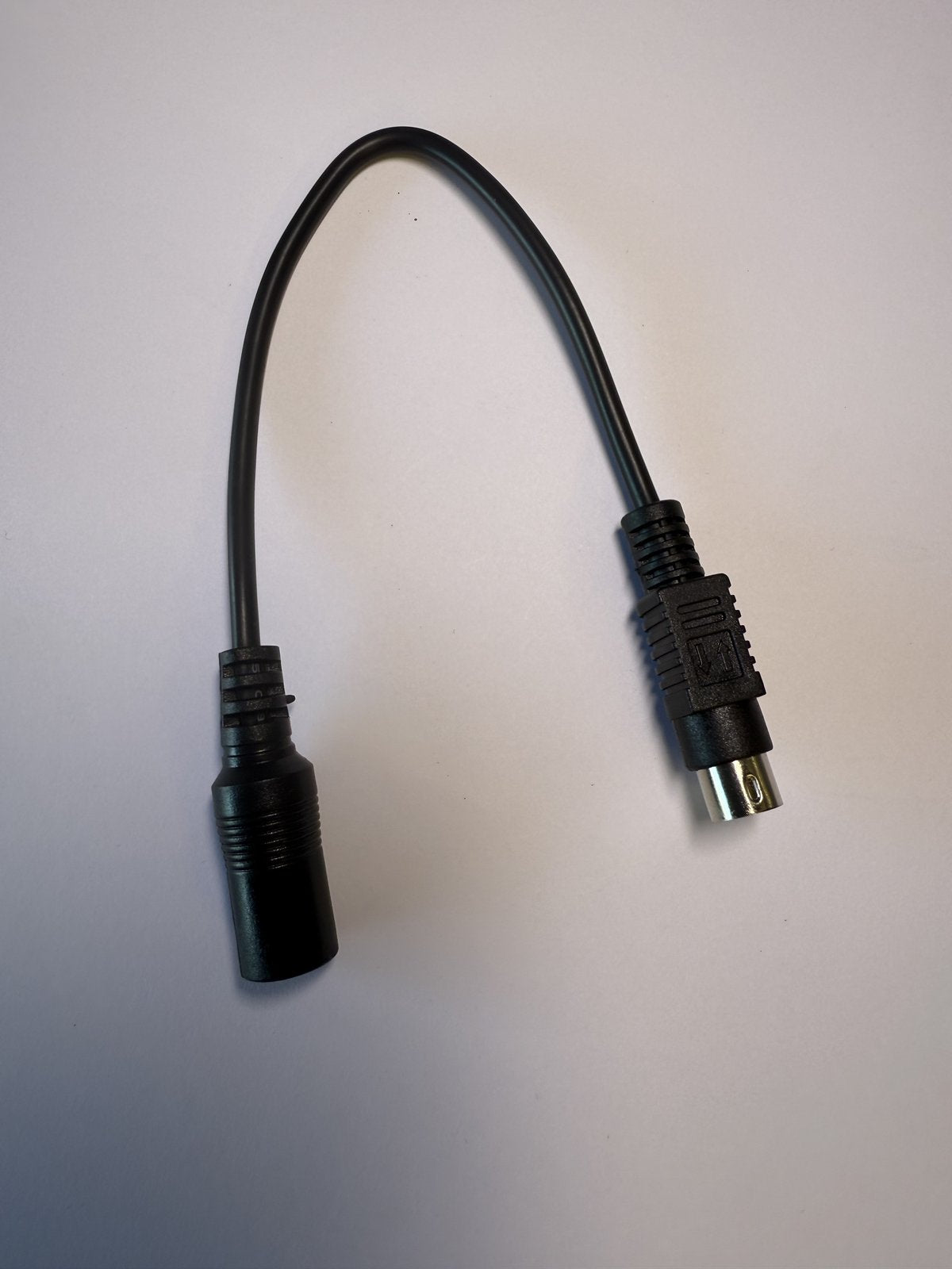 5.5mm x 2.1mm DC Socket Wire Lead to Mini-DIN 3-pin male connector convertor