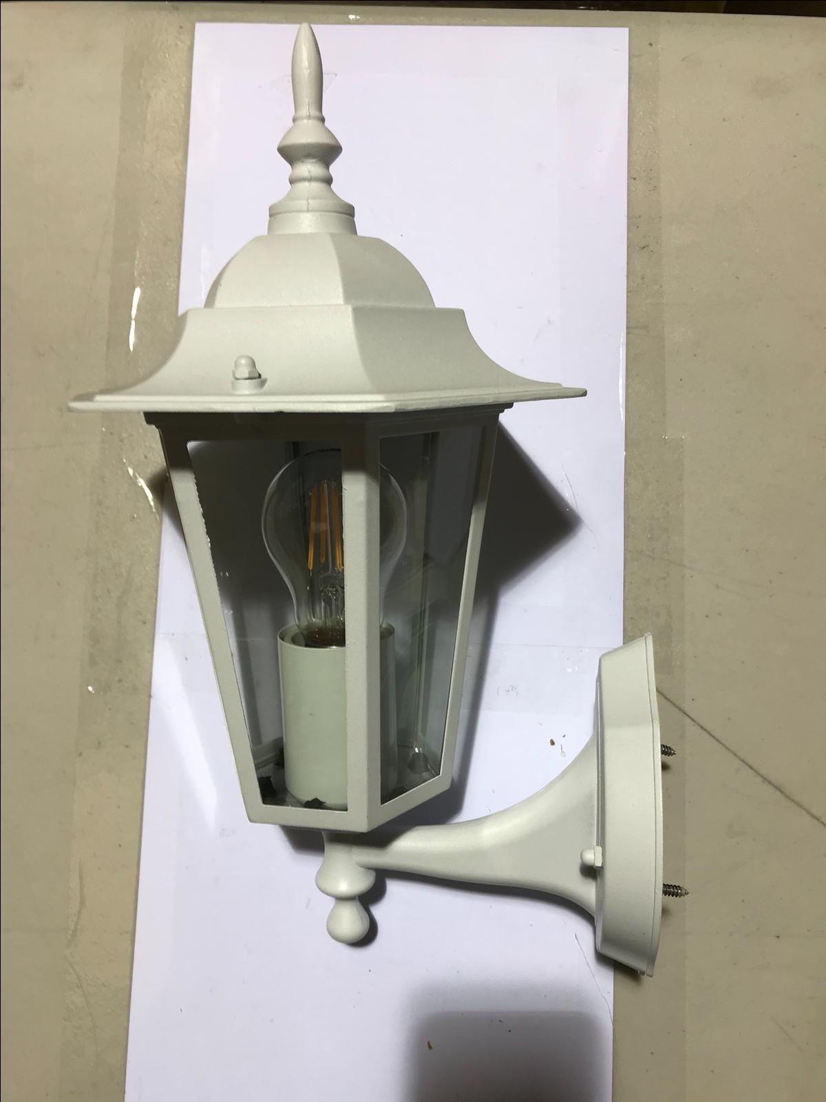 EX DISPLAY Forum Lighting ZN-20954-WHT White Wall Lantern IP44 60W E27