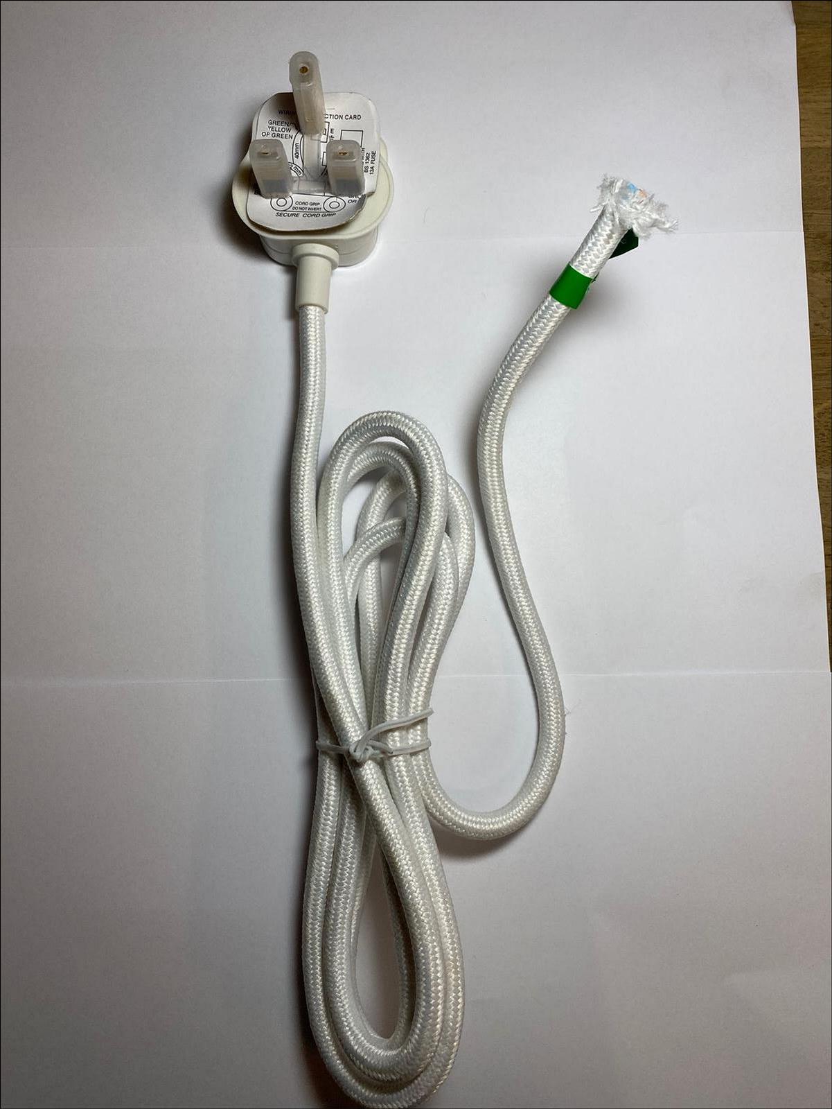 White Iron Braided Heat Resistant 3 Core Cable Lead Flex UK Plug with 13A Fuse