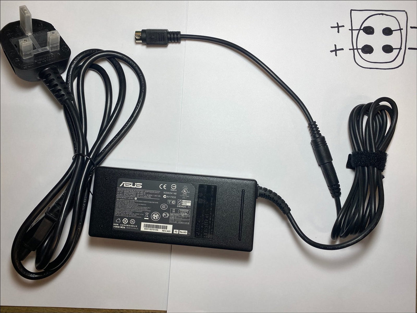 19V 4.74A AC-DC Switching Adaptor Power Supply with 4 Pin Din 2 Left Pins 4PIN