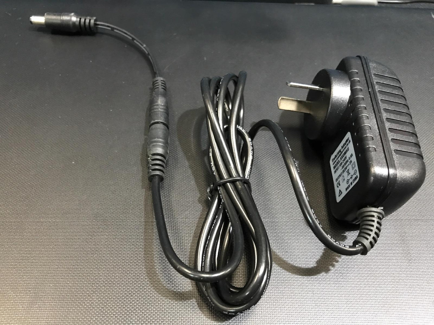 AUS Australian 5V 100mA AC-DC Adaptor Charger Power Supply 5.5mm x 2.5mm/2.1mm