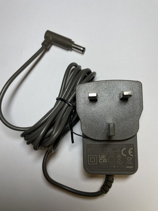 Replacement 32V 0.4A AC Adaptor Charger for BBH3ZOOGB Bosch Vacuum Cleaner