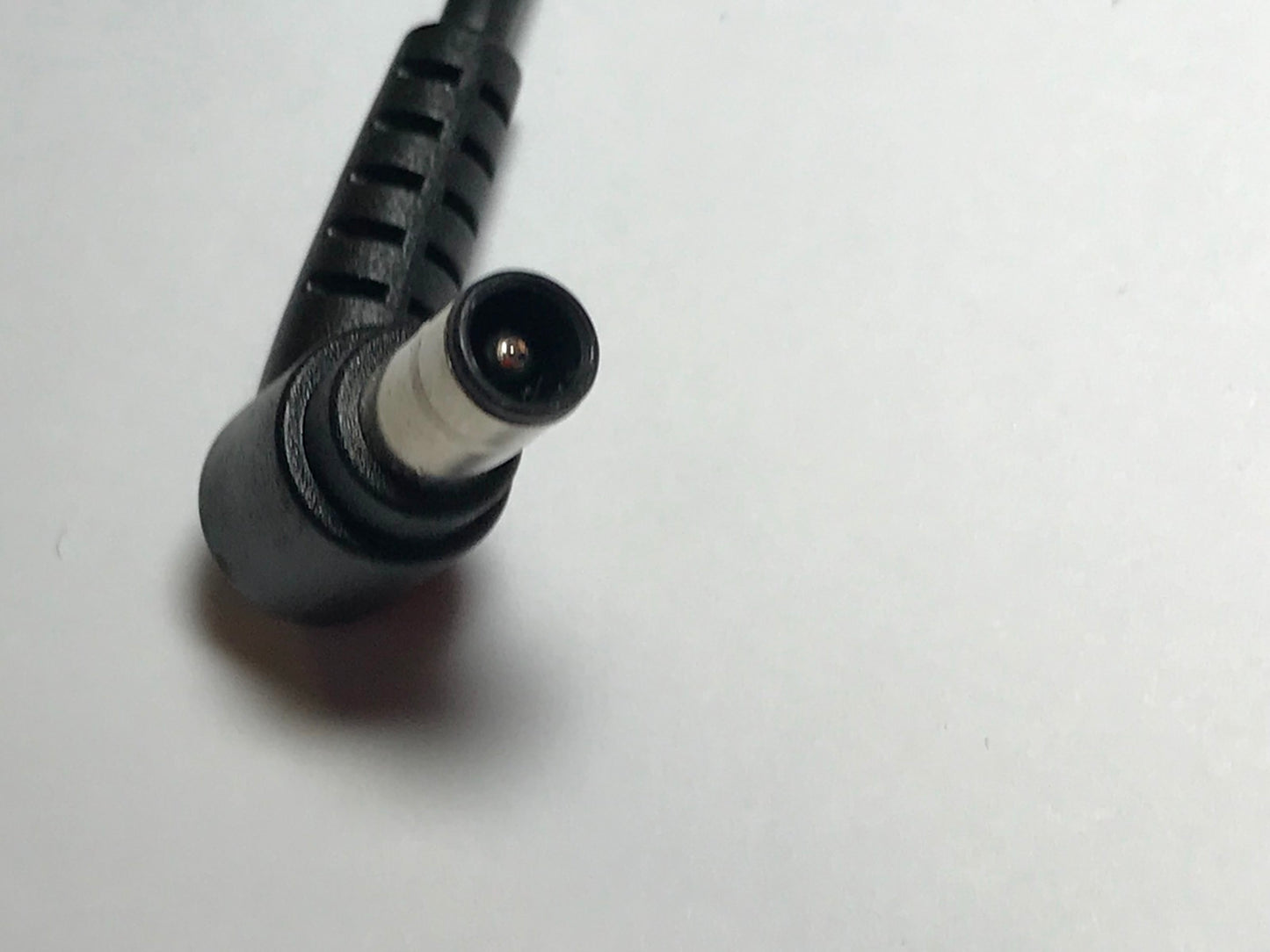 5.5mm x 2.1mm Socket to SPECIAL SAMSUNG SOUNDBAR Connection with Centre Pin