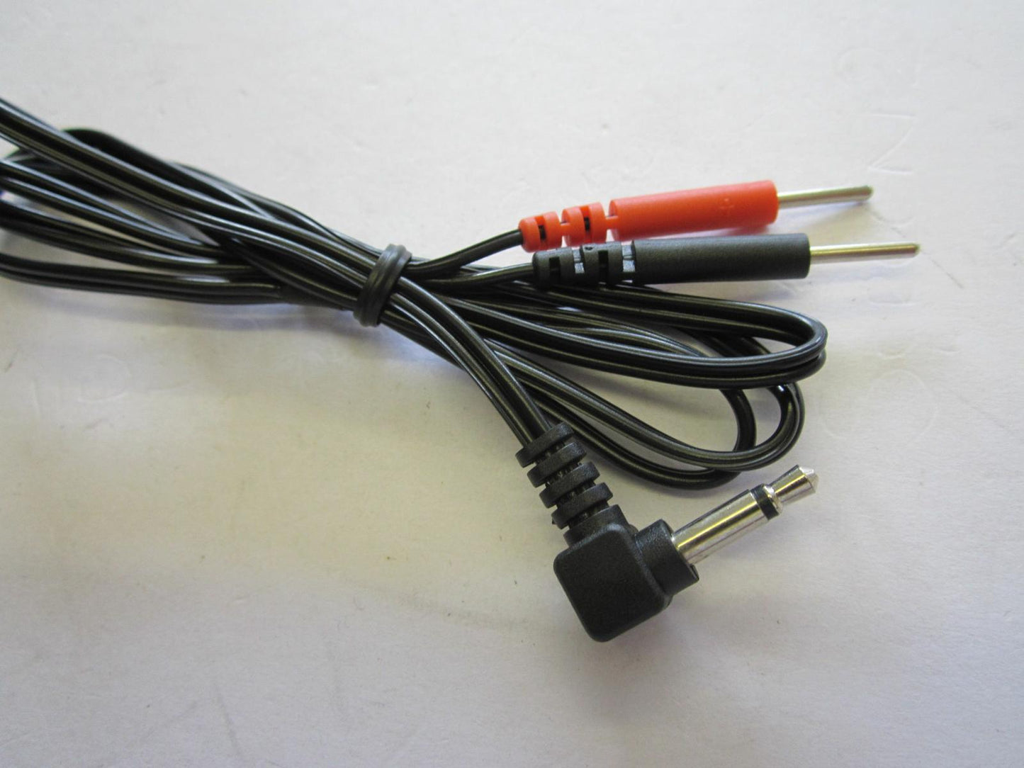 TENS ELECTRODE LEADS MALE PLUG 3.5mm WITH 2.0mm PIN TENS PAD CONNECTION