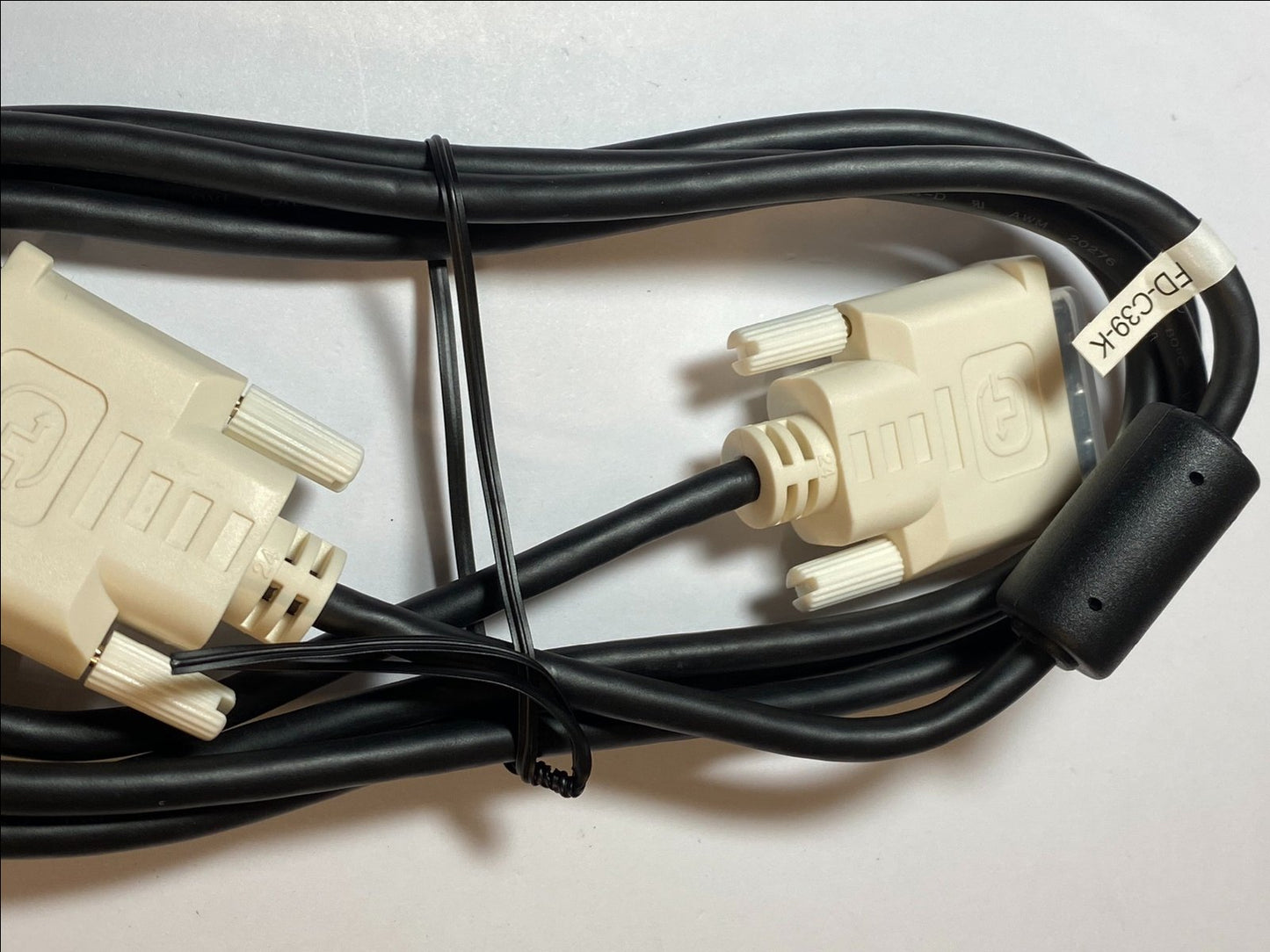 New 887-6884-01 DVI-D (M) to DVI-D (M) Single Link Cable 2M Black Molex W/2F