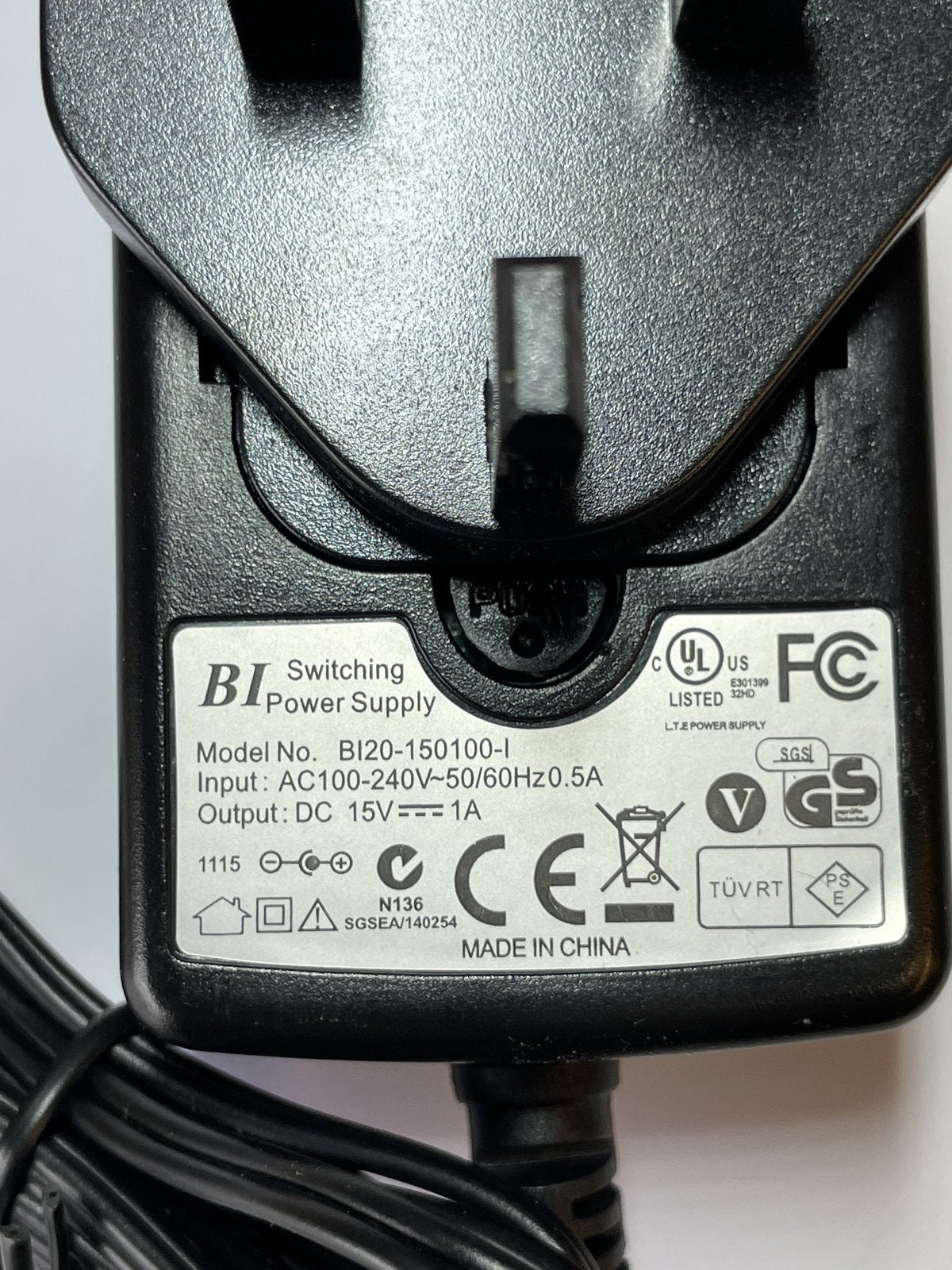 UK 15V 1A Switching Power Supply BI BI20-150100-I AC Adaptor with UK Plug