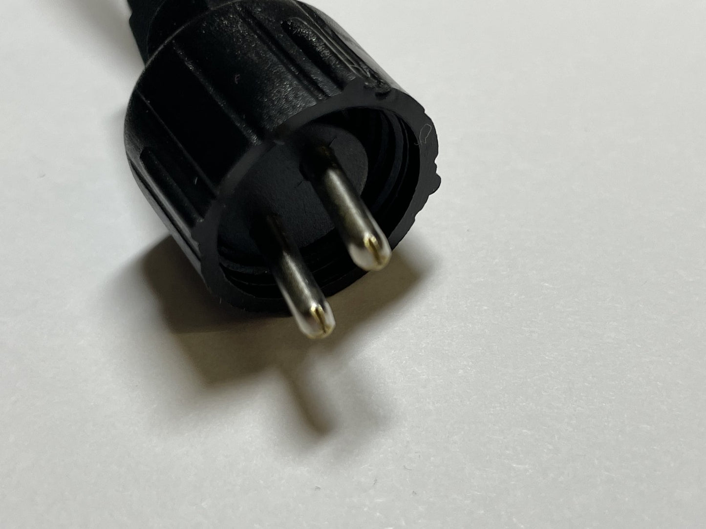 2 Pin Screw Waterproof Outdoor AC-AC Adaptor Fly Lead with 2 Bare Ends