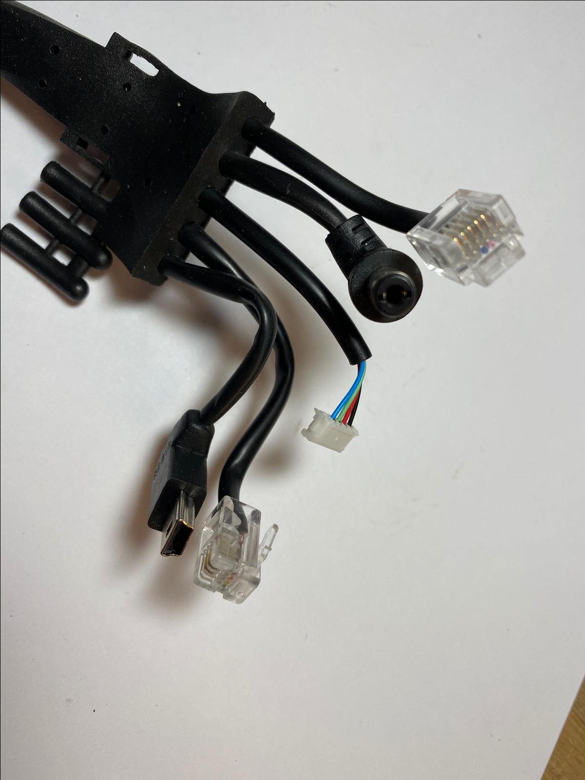 INGENICO POINT OF SALE EQUIPMENT CABLE LEAD LF01-296102837