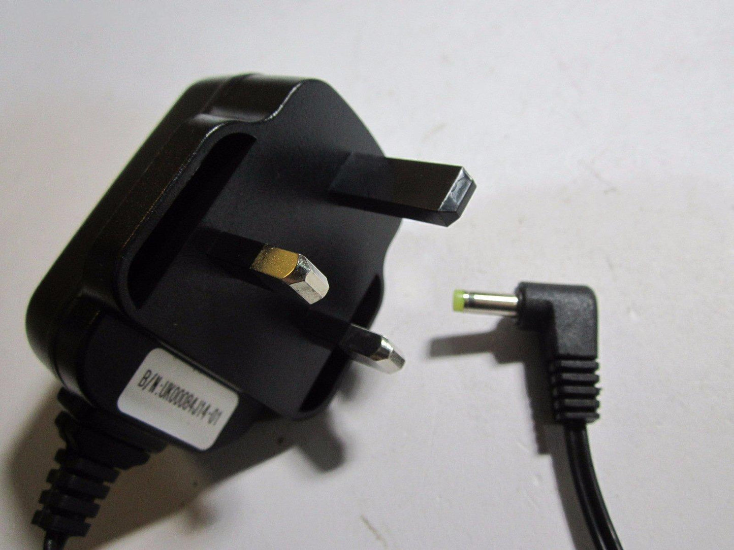 5V 1.0A 1A 1000mA AC-DC Switch Mode Adapter Power Supply 4.0mmx1.7mm 4x1.7