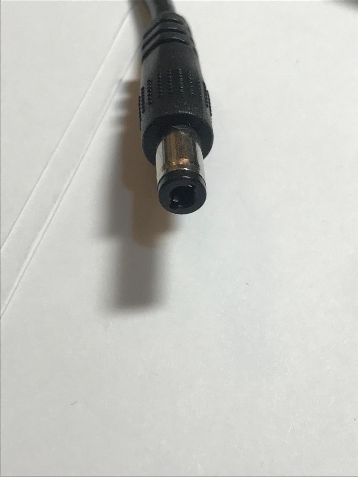 14.0V 4.29A 14V AC-DC Switching Adaptor Power Supply 5.5mm x 2.1mm