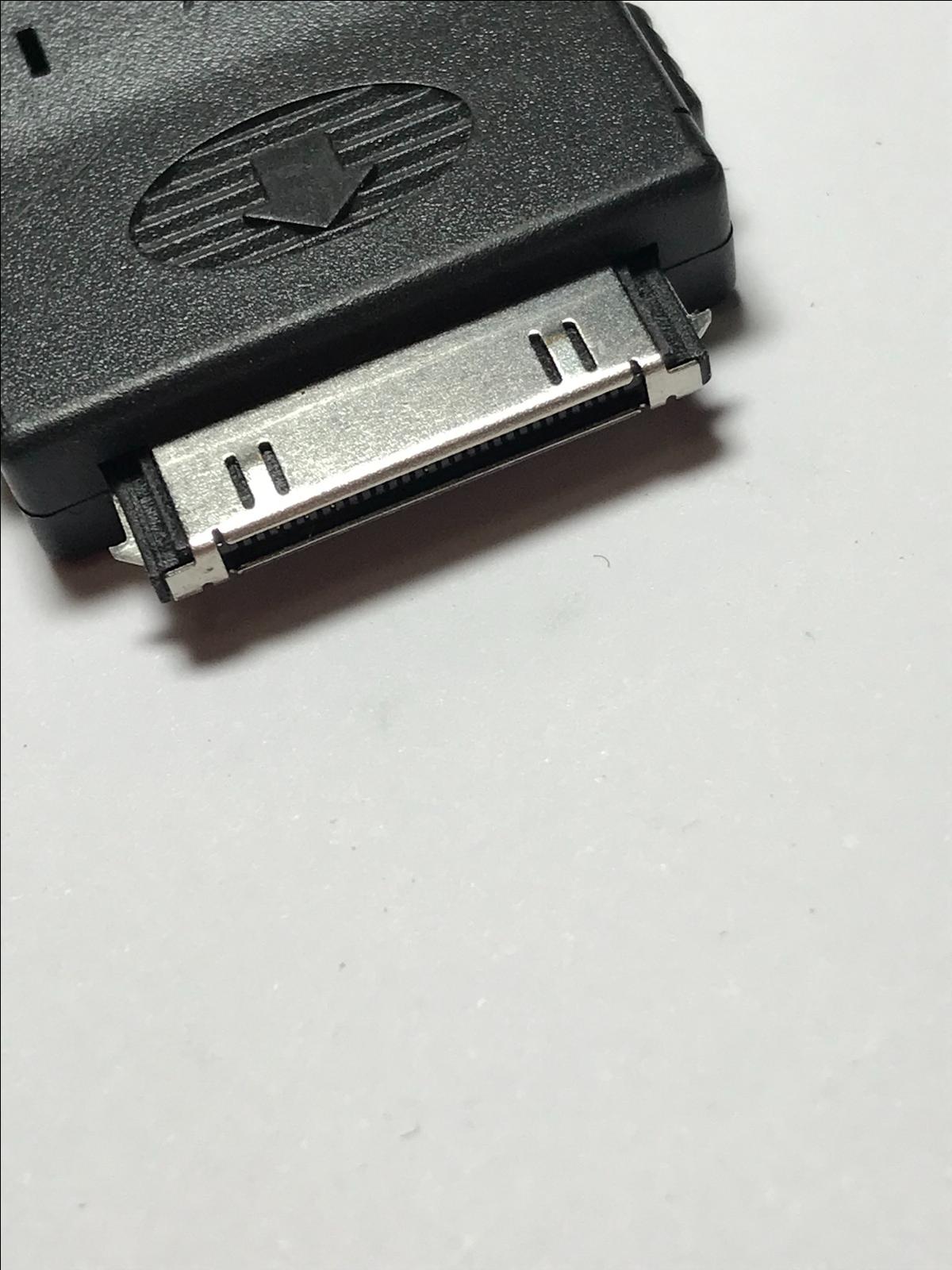 Black USB to Apple Iphone/Ipad/Ipod 30 Pin Universal Retractable Cable Lead