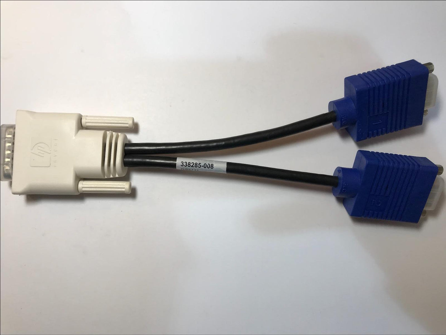 HP LFH / DMS-59 to Dual VGA Y-Splitter Cable 338285-008