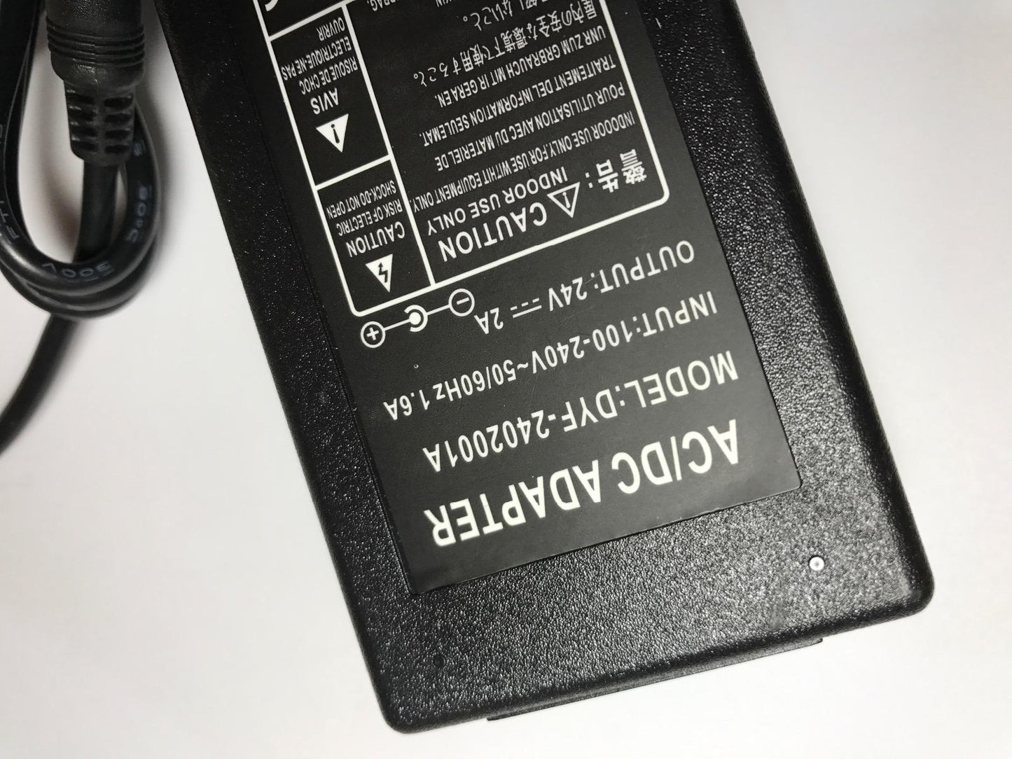 24V 2A 2000mA AC-DC Switching Adapter Power Supply 5.5mm x 2.1mm / 2.5mm DC Plug