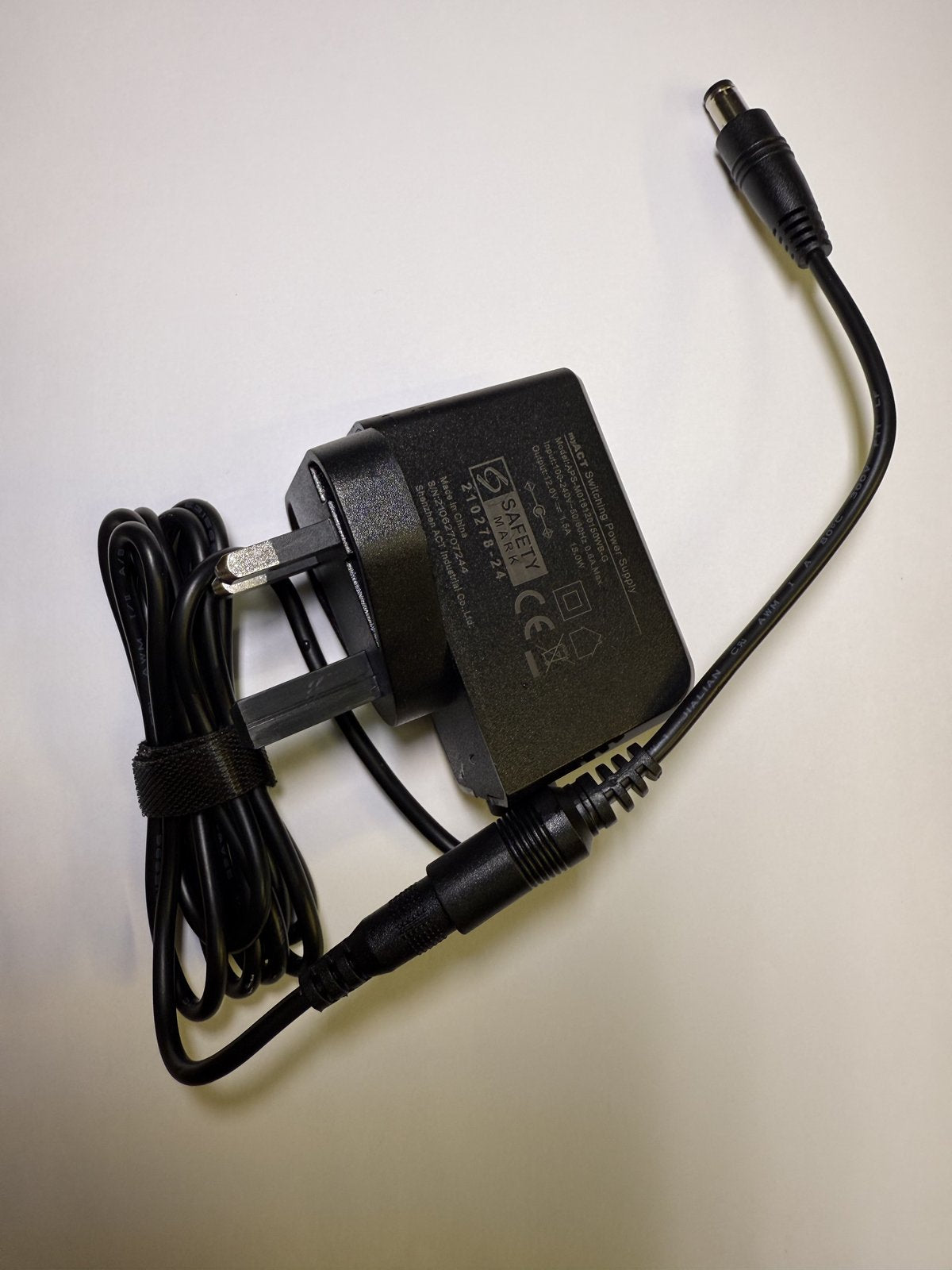 UK Mains 12V 1500mA Switching Adaptor Power Supply for BT HUB S018RM1200150