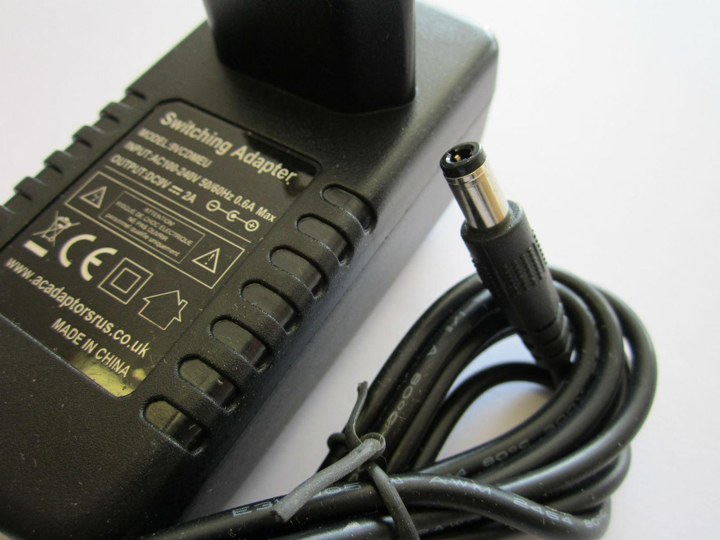 Ferguson LDVD220 Portable DVD Player Battery 4mm AC Adaptor Power Supply EU