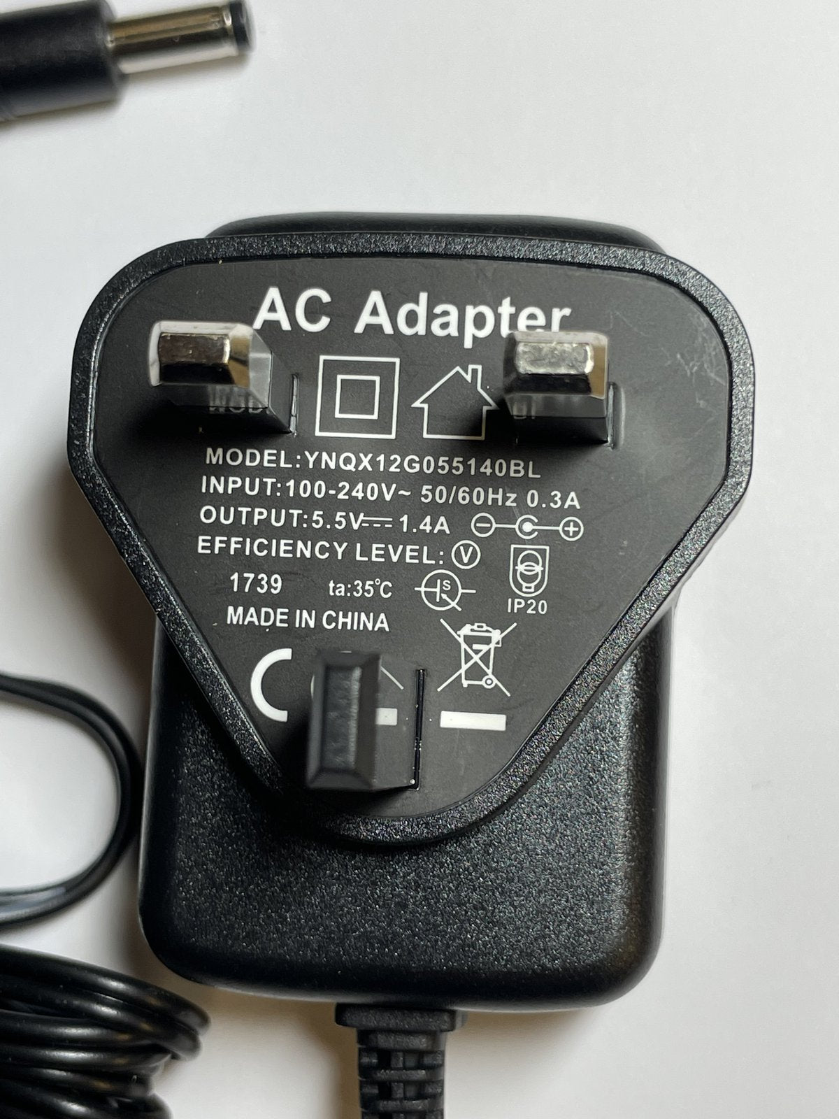 UK 5.5V 1.4A AC-DC Adaptor Power Supply Charger 4.75mm x 1.75mm Connector Size