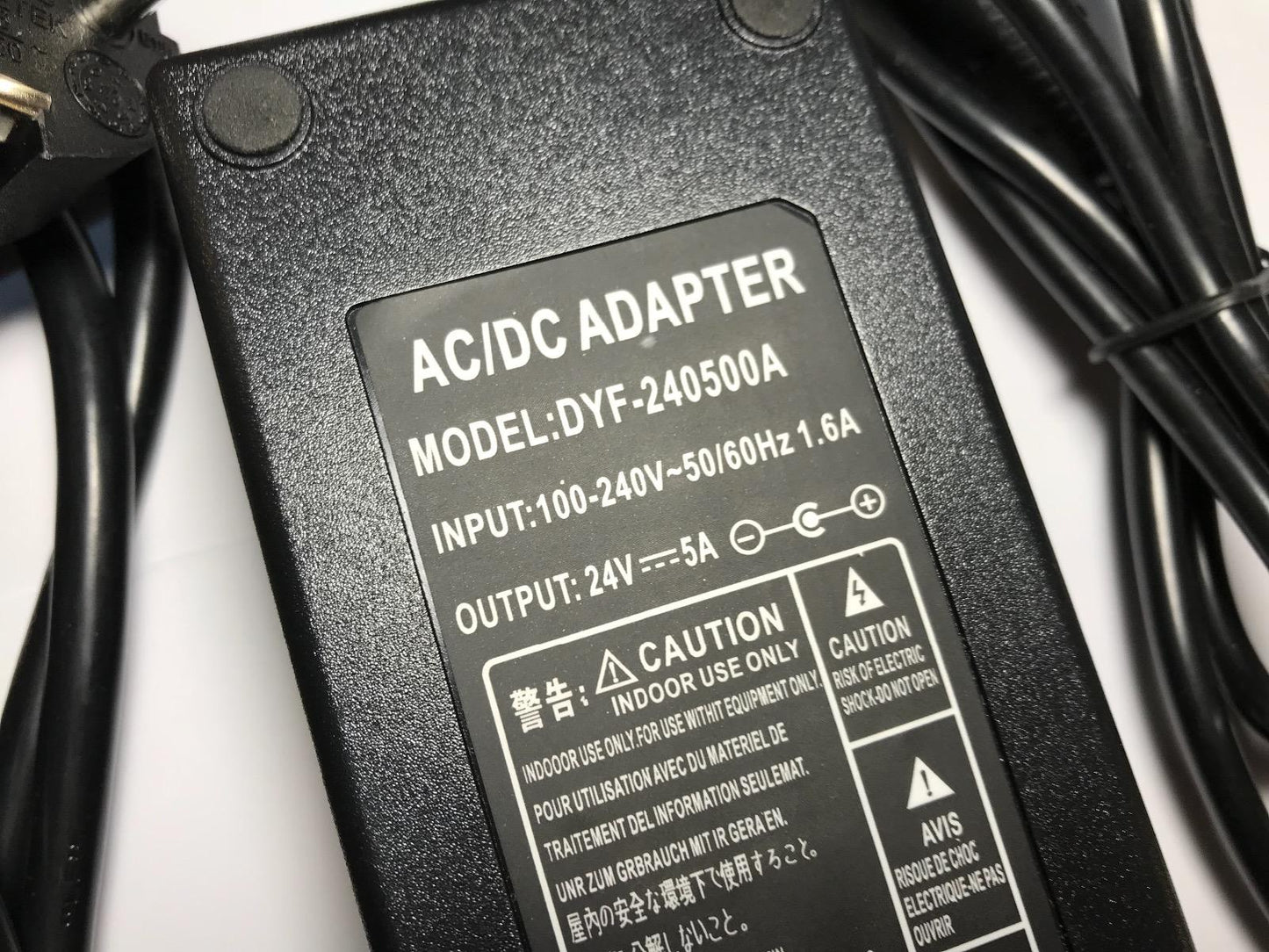 EU Plug 24V 5A 5000mA AC-DC Switching Adaptor Power Supply 5.5mm x 2.1mm / 2.5mm