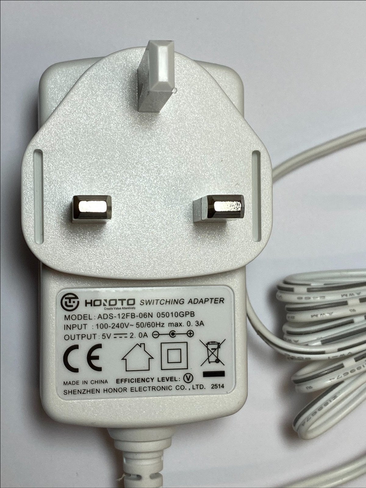 White 5V 2A 5.5mm x 2.5mm / 2.1mm AC-DC Switching Adaptor Power Supply UK Plug
