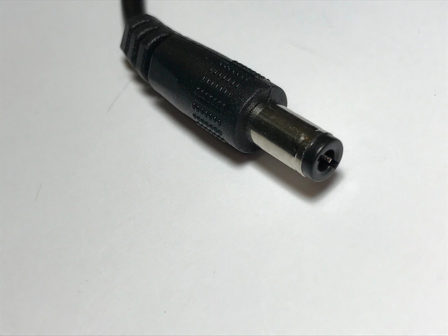 AUS Alba DVDP722 Portable DVD Player 9V Charger AC-DC Adaptor Power Supply