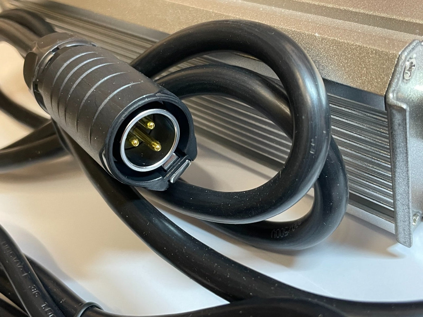 Replacement 67.2V 10A 67.2VDC 10ADC Lithium Battery Charger for Sur-Ron LBX Bike