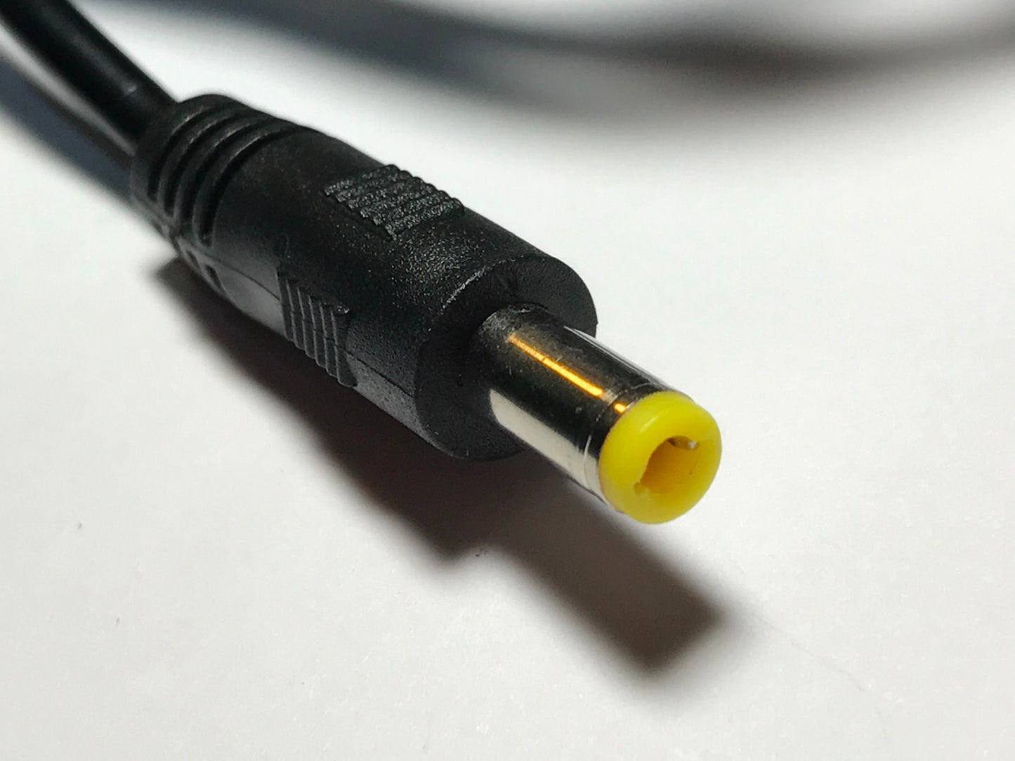 Goodmans GDVD67W4LCDK 12V Car Charger Power Supply