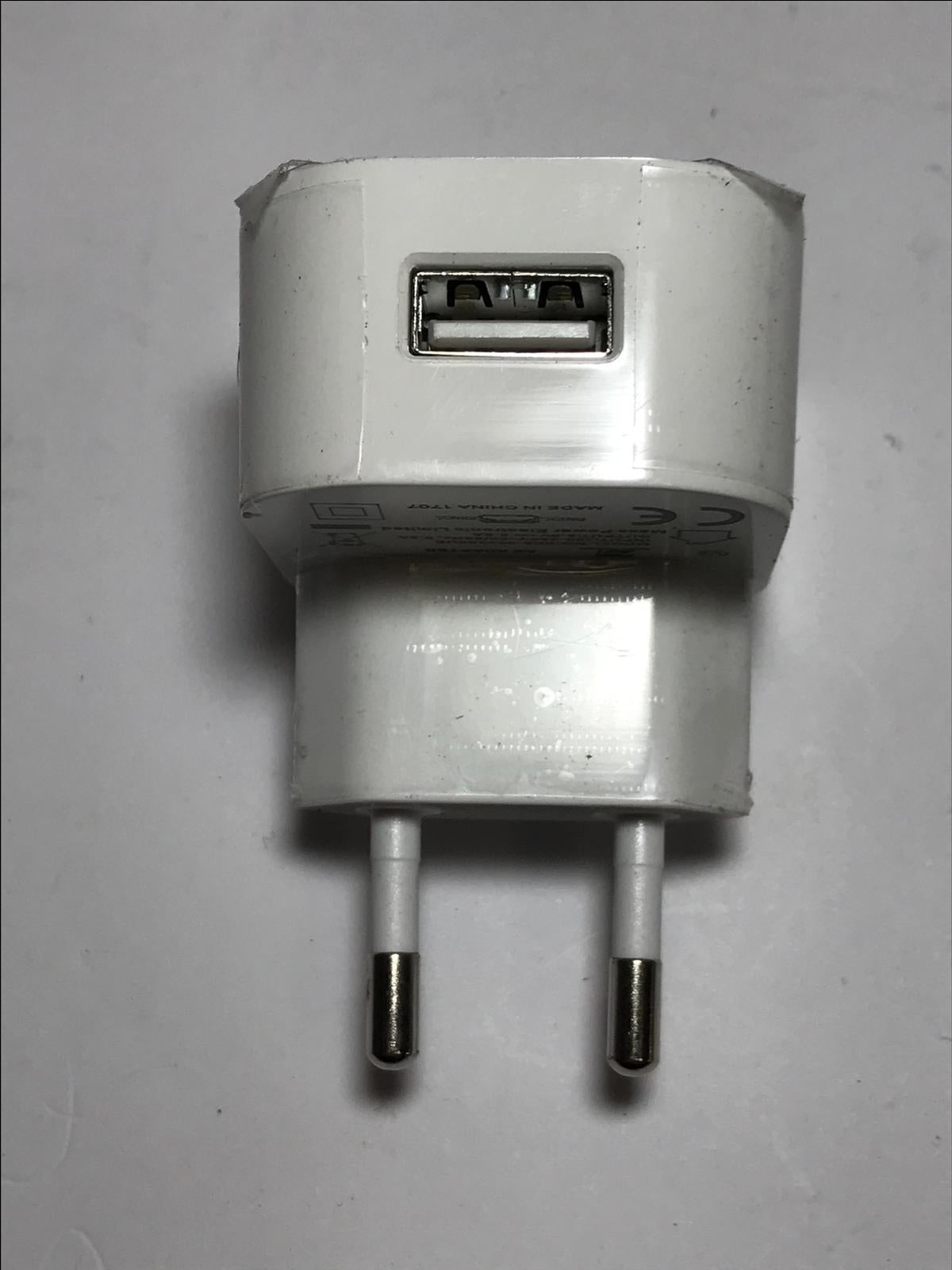 5V 5.0V 1.0A 1A 1000mA WHITE USB Mains Plug AC Adapter EE9-050100UE Charger