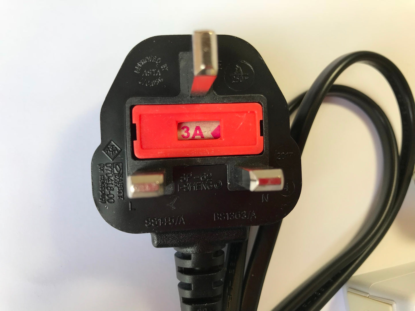 13V 1A 1.25A 1.5A 1.75A 2A 2.5A AC-DC Adaptor Power Supply 5.5mm WHITE UK Lead