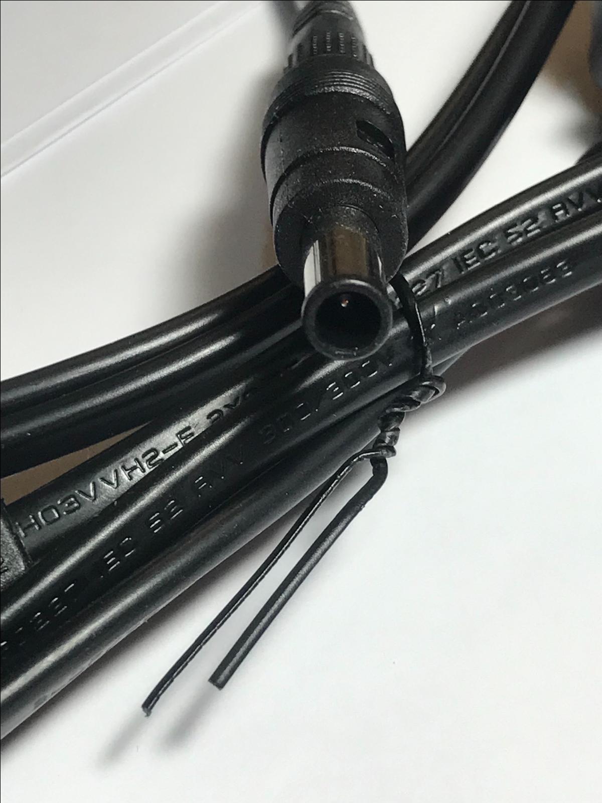 14.0V 4.29A 14V AC-DC Switching Adaptor Power Supply 6.0mm x 4.3mm centre pin