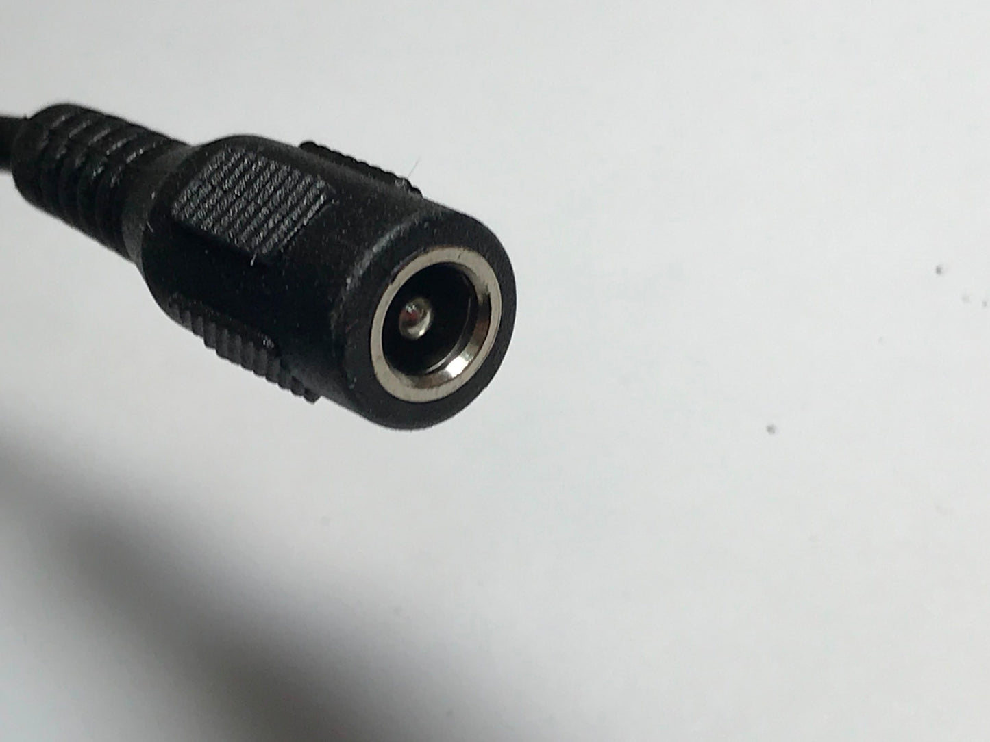 5.5mm x 2.1mm Socket to SPECIAL SAMSUNG SOUNDBAR Connection with Centre Pin