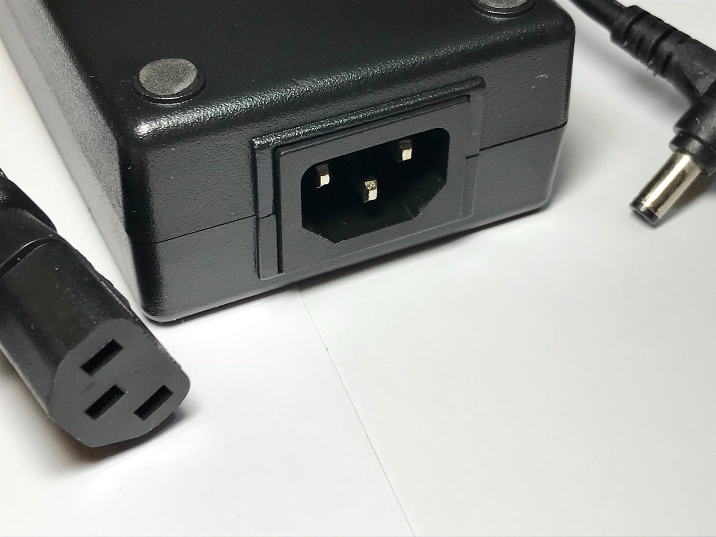 Replacement 12V 10A AC-DC Adaptor Power Supply for Drobo DRDR5A21-T 5Dt (Turbo)