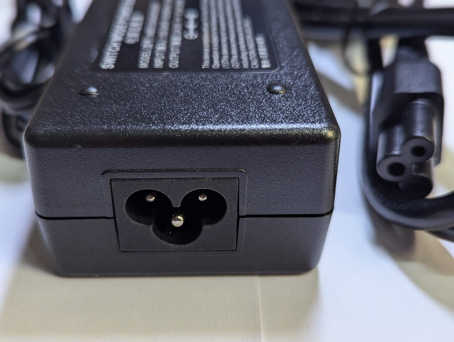 24V 5A AC-DC Adaptor Power Supply with 4 Pin Din LEFT 2 Positive Pins + UK Lead