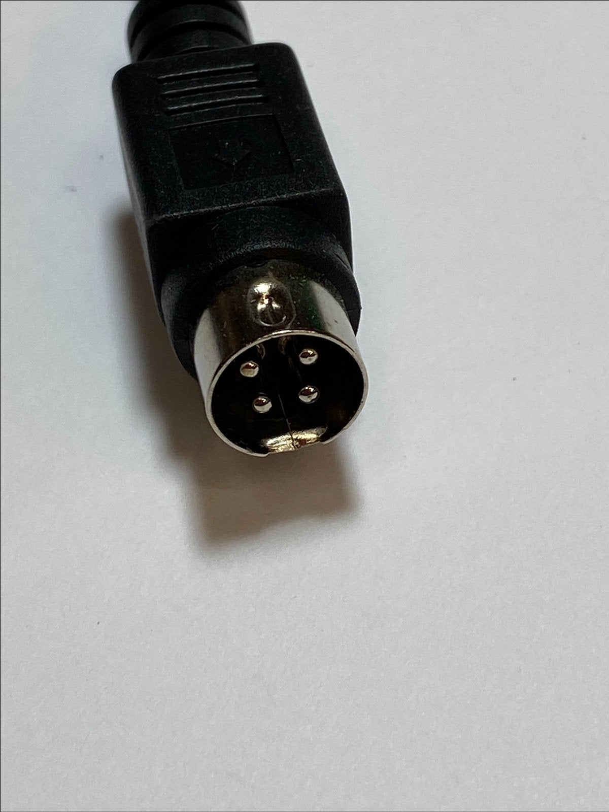 12V 7A Mains AC-DC Adaptor Power Supply with 4 Pin Din 2 Pins Left Positive + UK