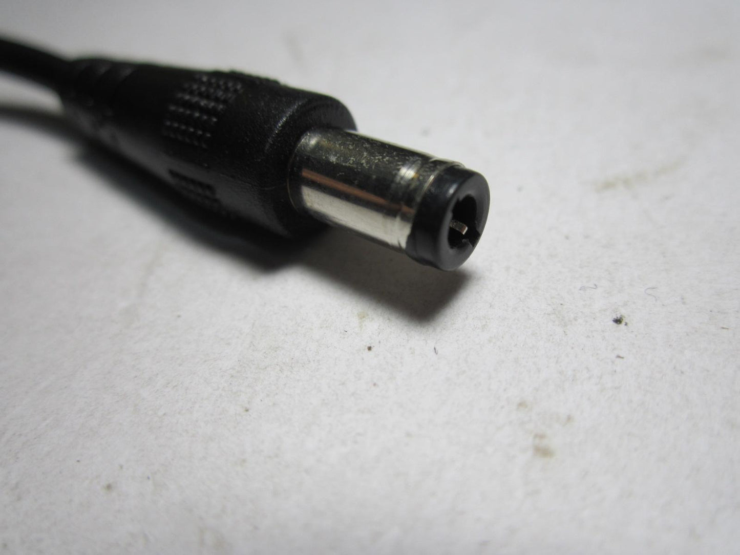 Replacement for 9V 1200mA AC/DC Adaptor model TL-48GD-090120BS 9VDC 1.2A UK Plug