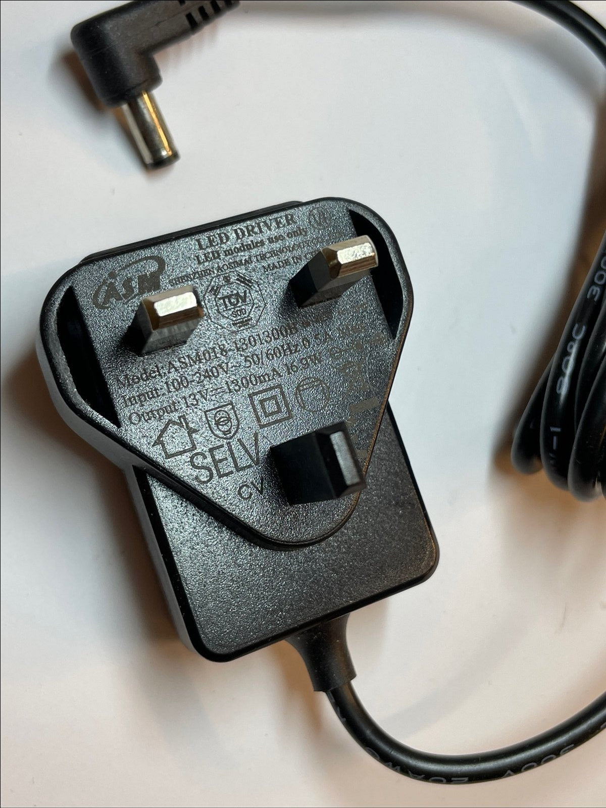 13V 1.3A 1300mA 16.9W LED Driver Constant Current AC-DC Adaptor 5.5mm x 2.1mm
