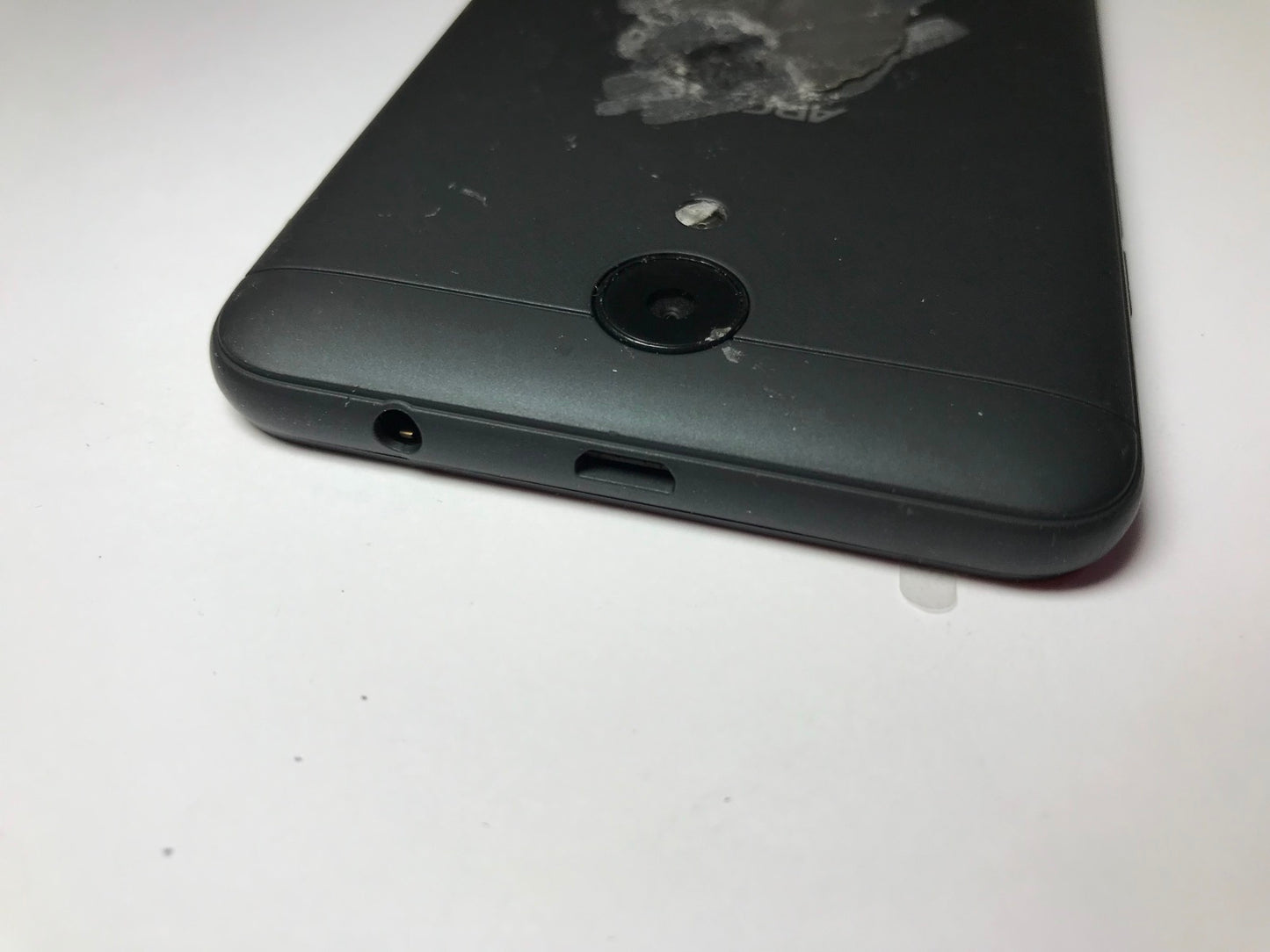 NAKED Ex Display ARCHOS 50f Neon AC50FNEV2 Smartphone with Damaged Back