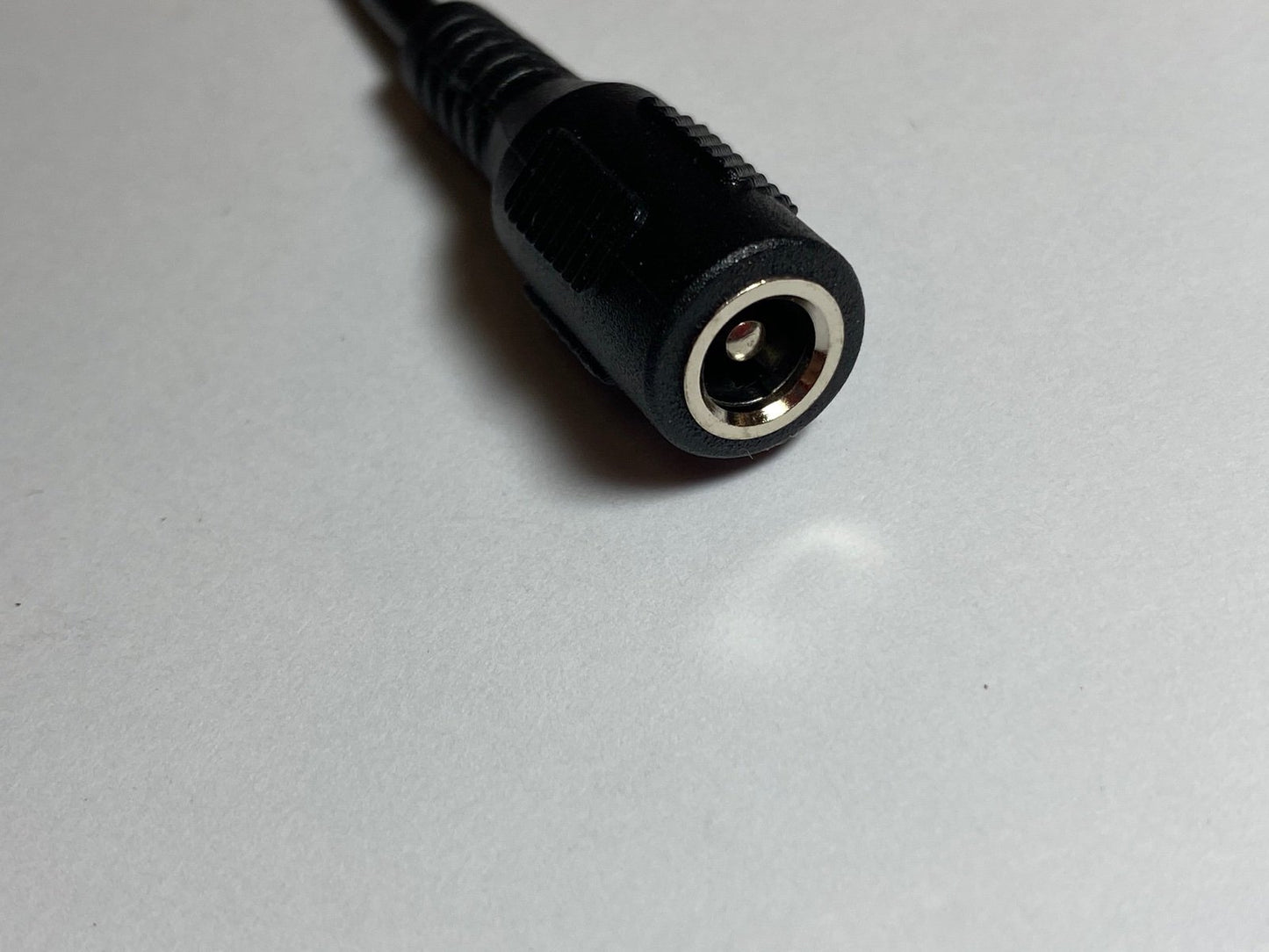 5.5mm x 2.1mm DC Socket Wire Lead to 5.5mm x 2.8mm DC Low Voltage Plug Connector