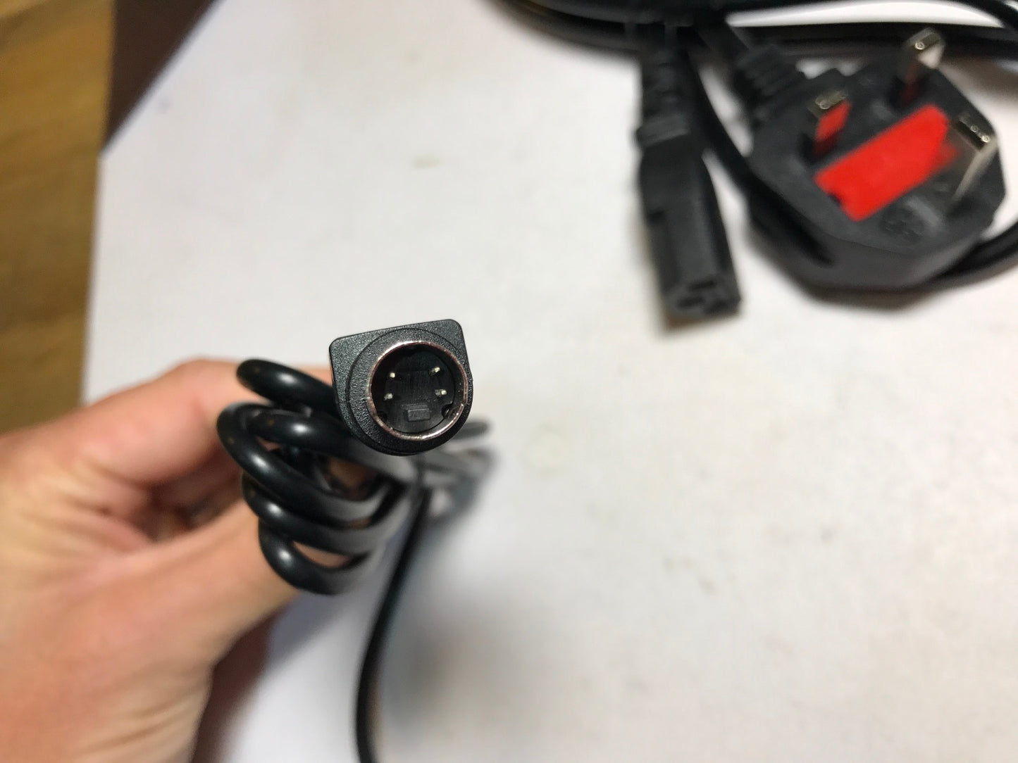 12V 2A 5V 2A 4 Thin Pin Din AC Adaptor Power Supply for Hard Drive 34W-12-5