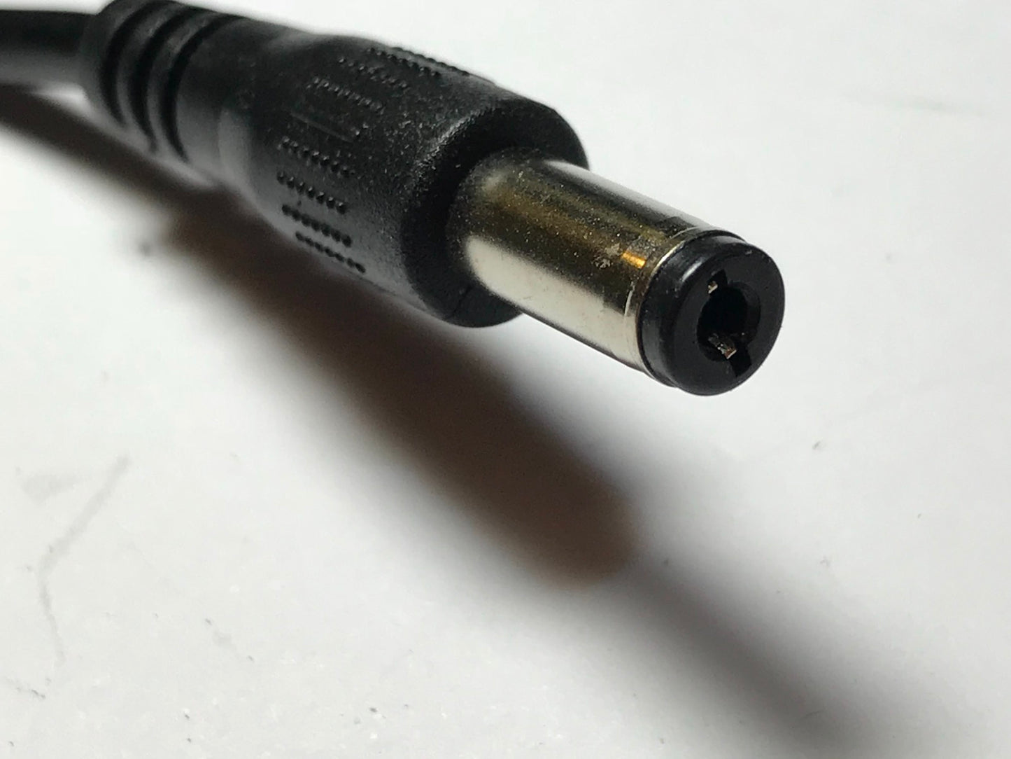 EU 5V 2A 5.5mm x 2.1mm AC-DC Switching Adaptor Power Supply Charger European