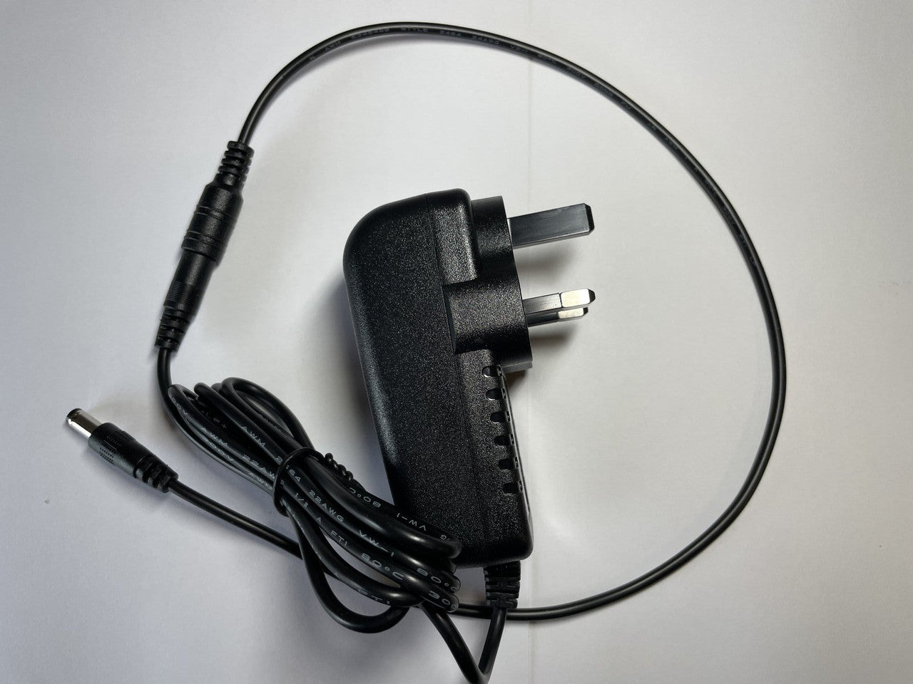 Replacement for 18V 1A SAW-1801000 AC/DC Adapter Negative Centre Polarity