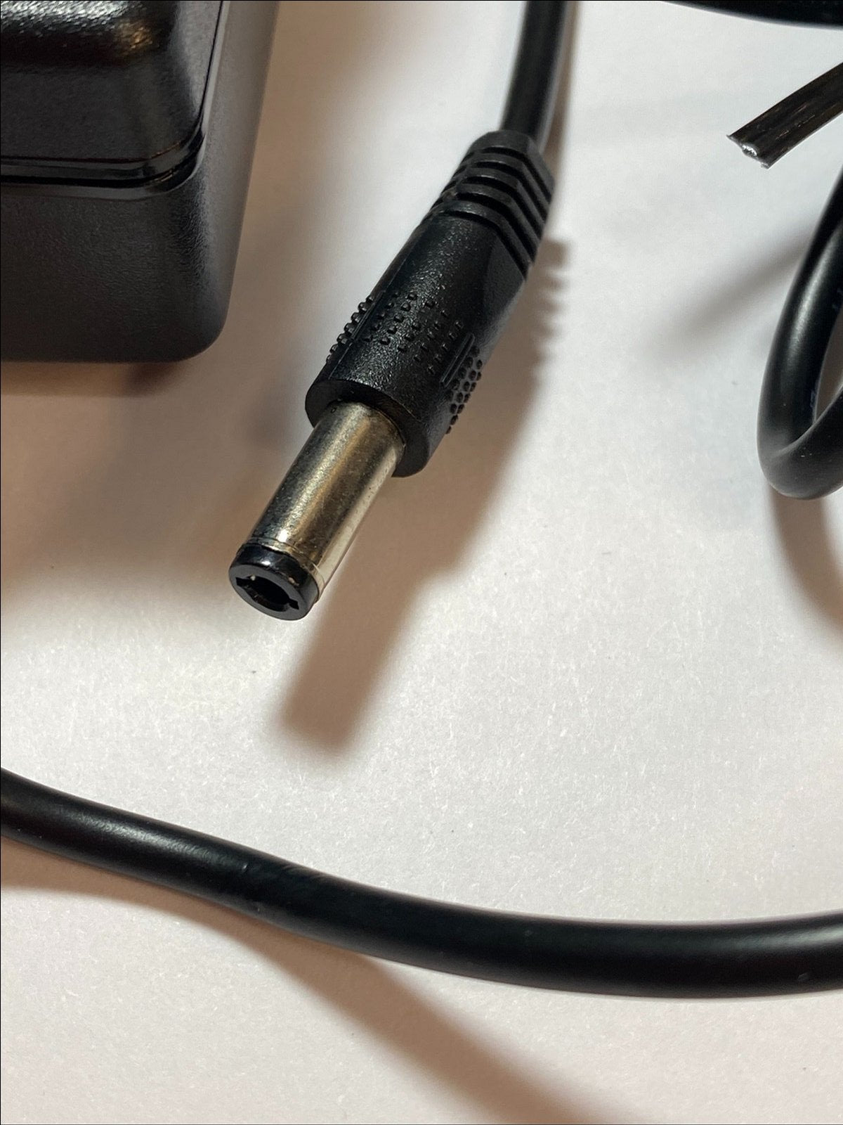 UK Replacement 4 5V 3000mA 3A AC-DC Adaptor Power Supply Model TDC SA2E-050-3000