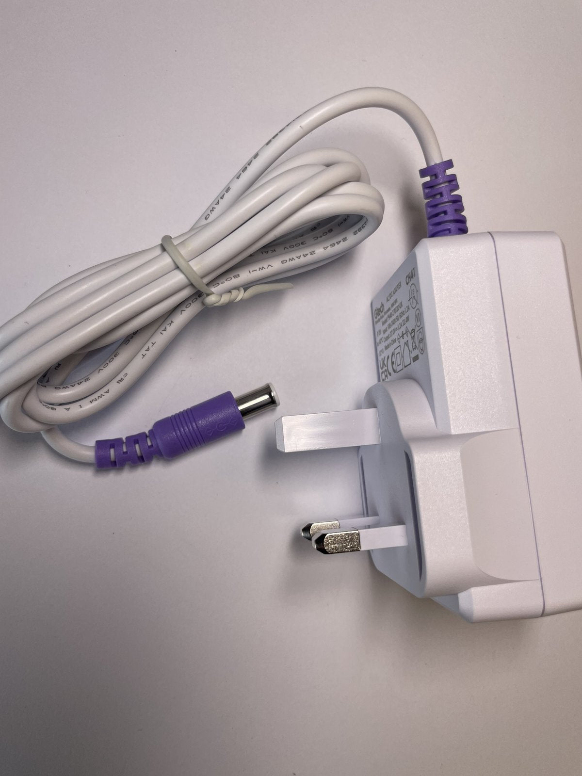 Replacement AC-DC Adaptor Charger for Bissell 3001401OH 1621576 UK Plug