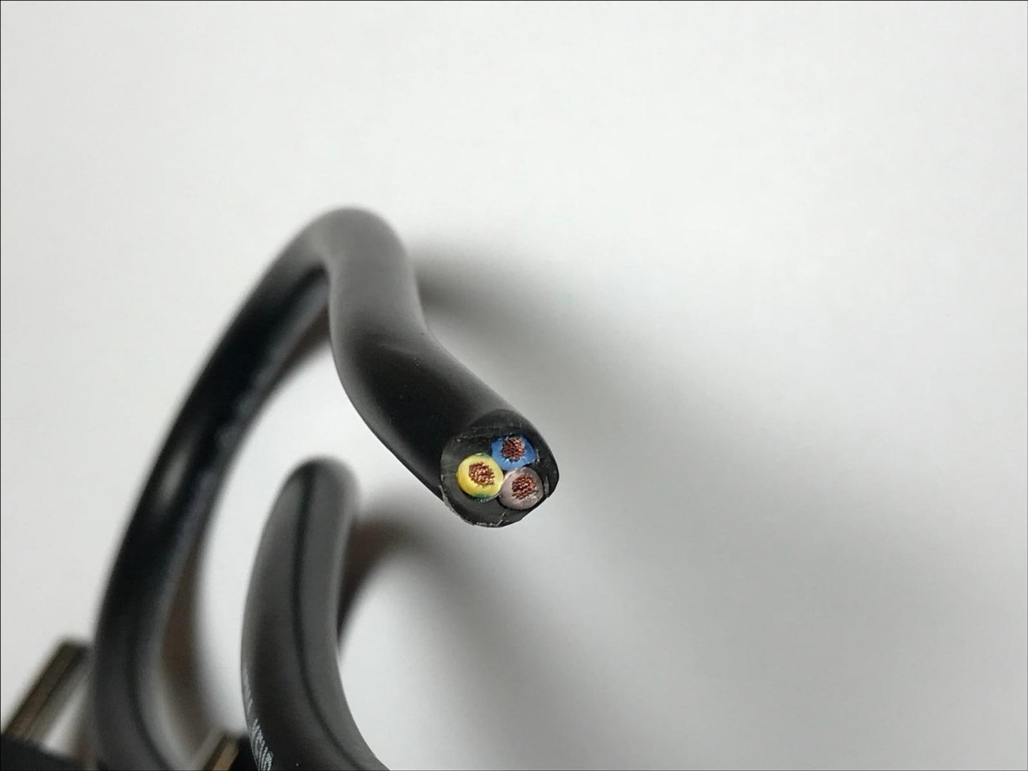 EU 2 Pin European Plug with 1M Long 3 Core Cable Lead Bare End Wire 16A 250V