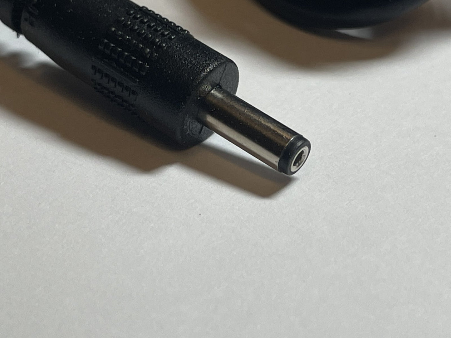 Replacement for 19V 2.1A AC-DC Adaptor Charger for Geobook 3Si Windows Laptop