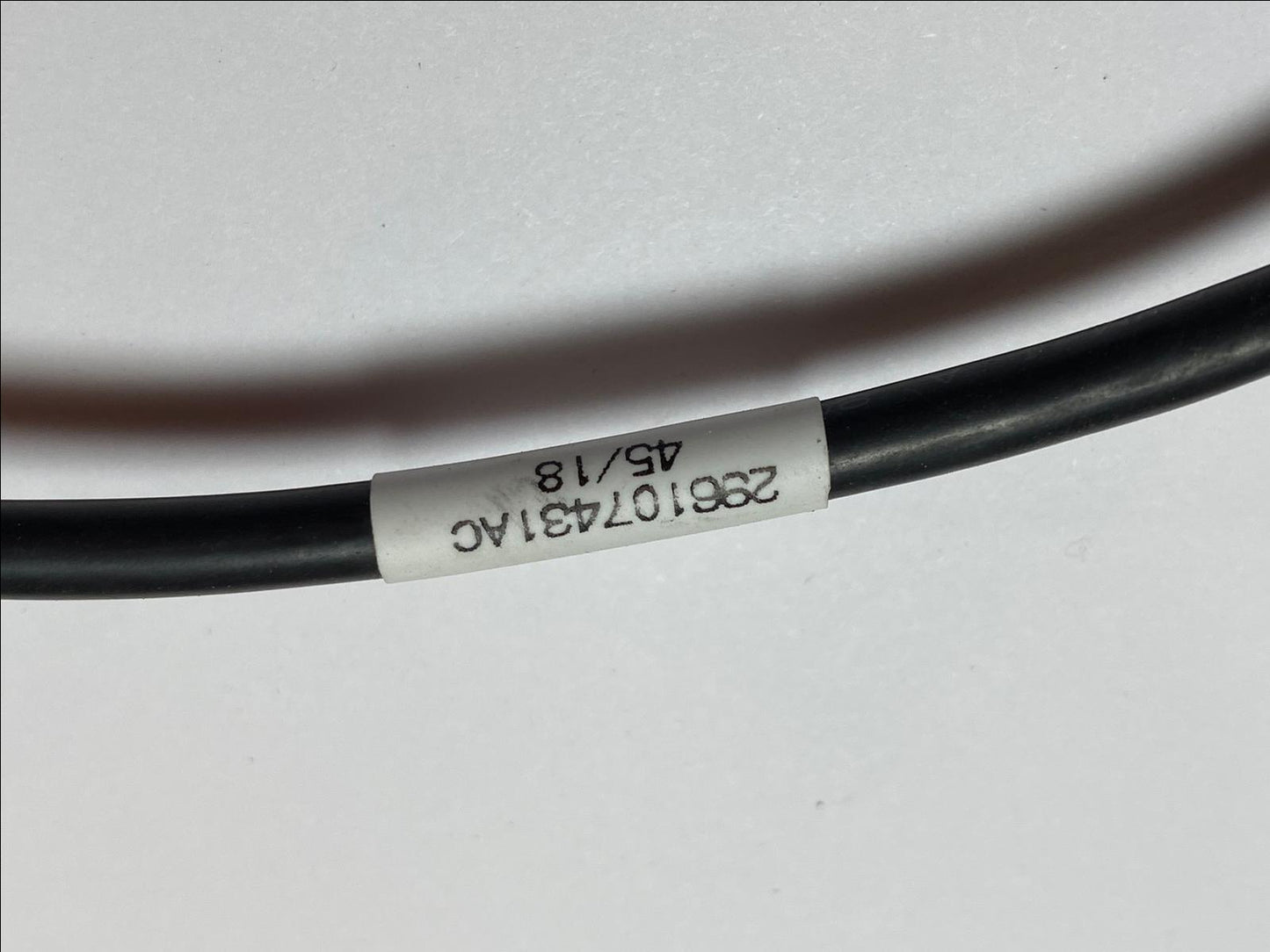 INGENICO POINT OF SALE EQUIPMENT CABLE LEAD 296107431AC USB CURLY HDMI CORNER
