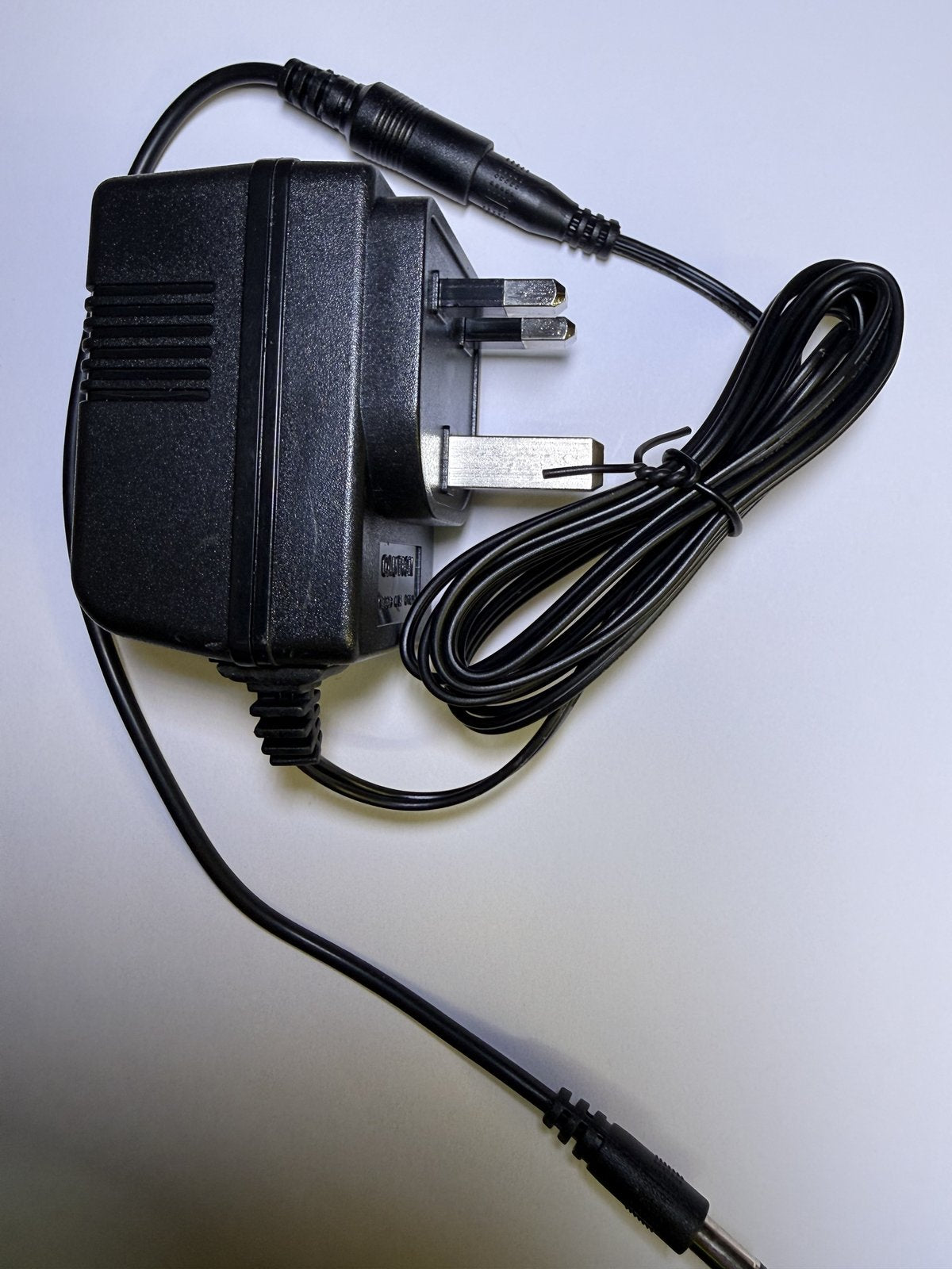Replacement for 9V 1000mA Switching Adapter Transformer CYD-0901000F Chan Yow