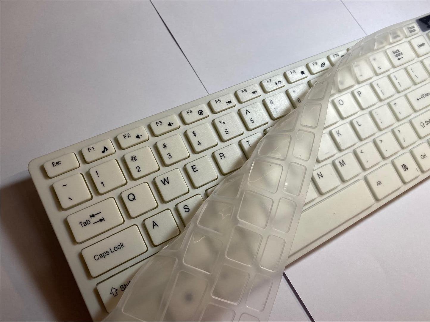 White Wireless THIN Keyboard & Mouse Set for LG 42LM620T-ZE 3D LED Smart TV