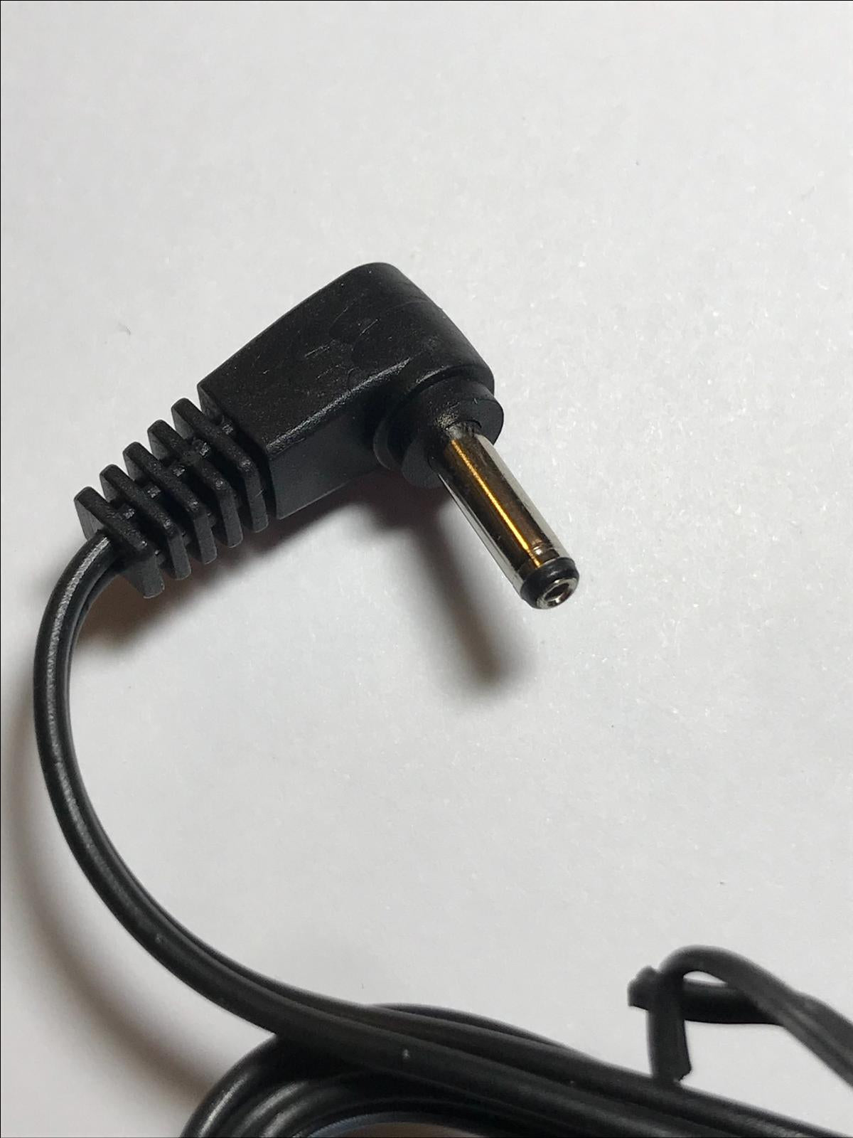 EU 9V 1.5A 1500mA AC-DC Switching Adaptor Power Supply LA-915 3.5mm x 1.3mm 90D