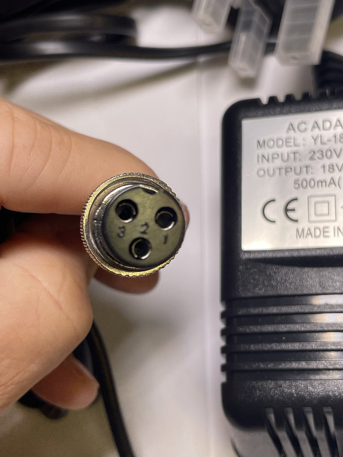 Replacement UK 18V AC Power Adaptor for Model LWV 16PS