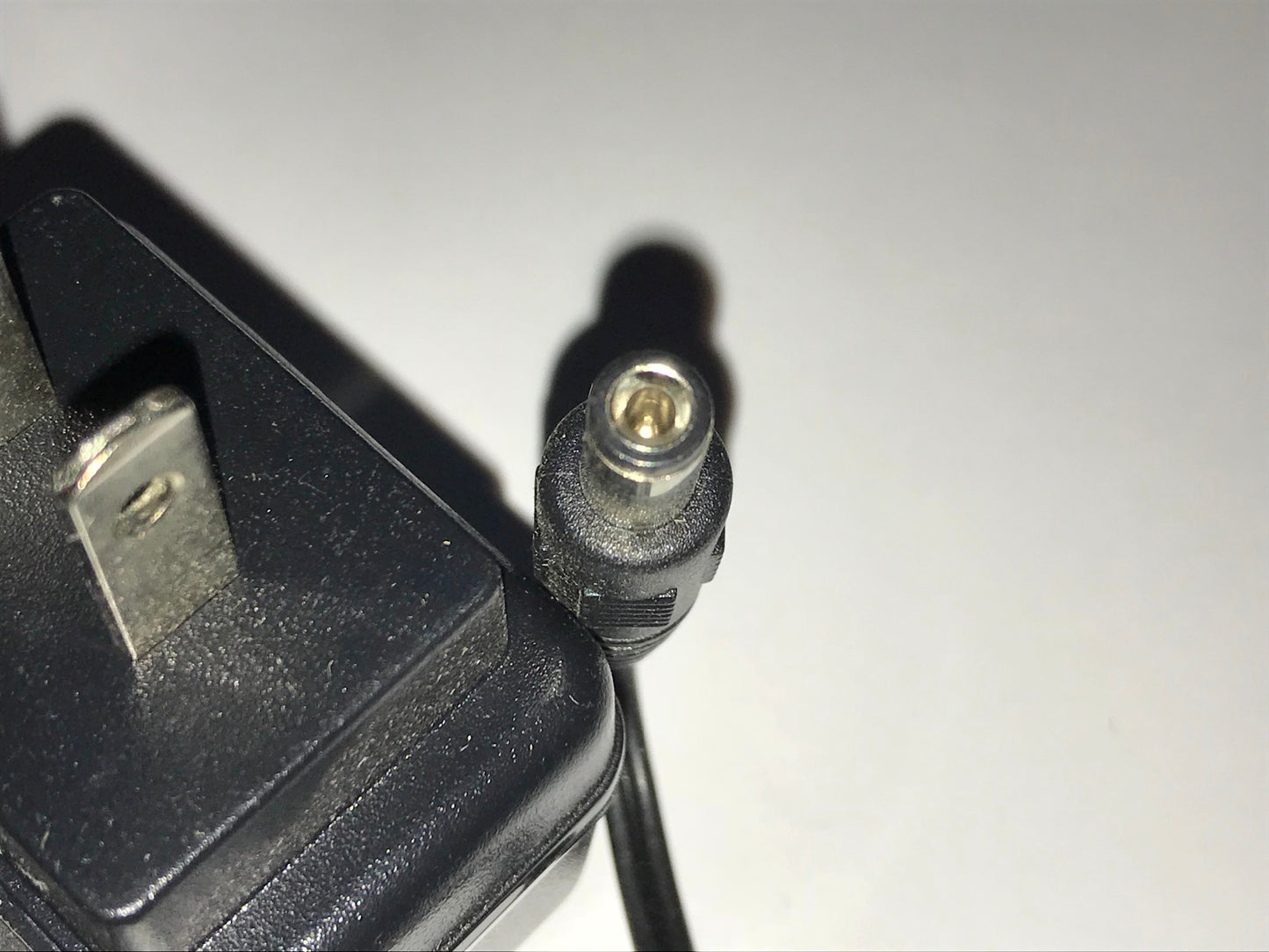 USA Replacement for 5V 2A AC-DC Power Adaptor JK050200-S04USA 5.5mm x 2.1mm